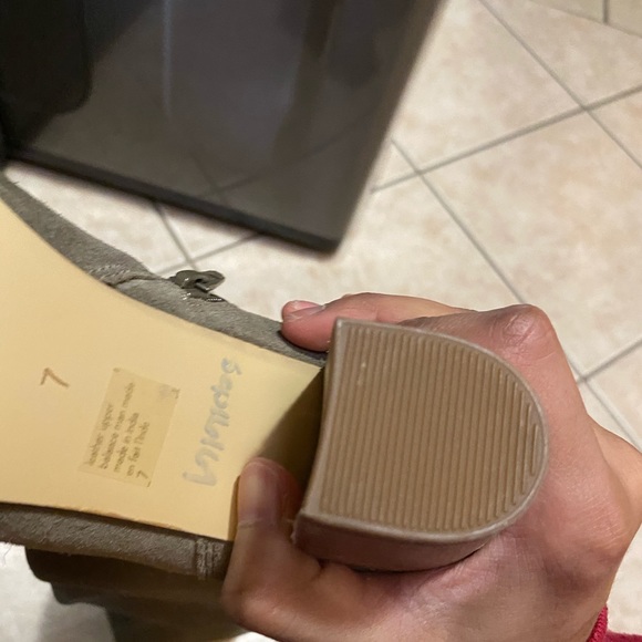 Tall boots - Picture 5 of 6